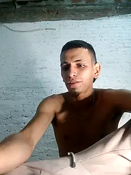 Snapshot of Y4NcA chatting on September 12, 2025, 4:01 am Y4NcA online show from September 12, 2025, 4:01 am