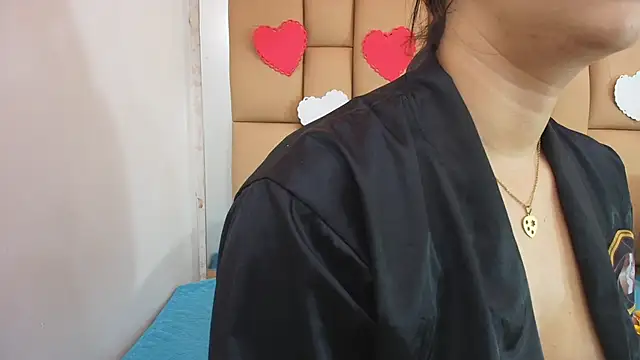 Amy wats0n online show from February 19, 2025, 7:05 pm