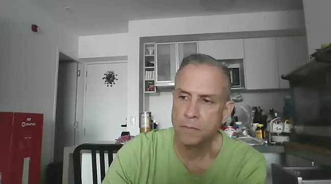 Snapshot of Diegoperrote682661 chatting on January 6, 2025, 2:25 pm Diegoperrote682661 online show from January 6, 2025, 2:25 pm