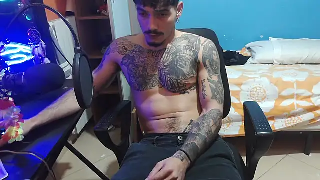 Badboyi1997 online show from October 4, 2025, 12:41 am