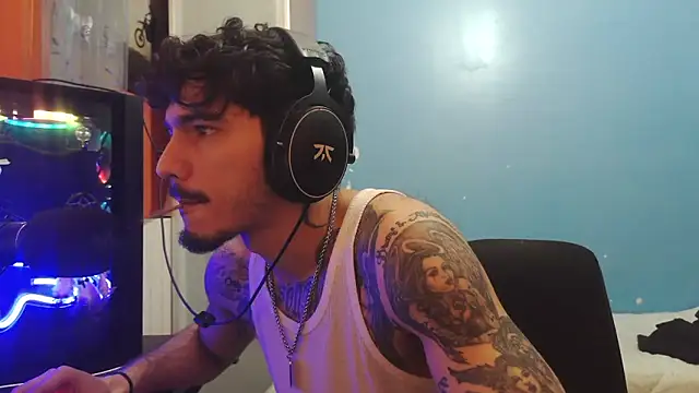 Badboyi1997 online show from March 6, 2026, 5:09 pm