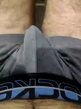 themostnaughtiestguyy online show from March 9, 2025, 1:37 pm