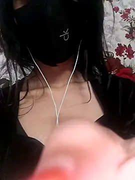 Snapshot of Cute-Love-Angel chatting on January 26, 2025, 7:20 pm Cute-Love-Angel online show from January 26, 2025, 7:20 pm