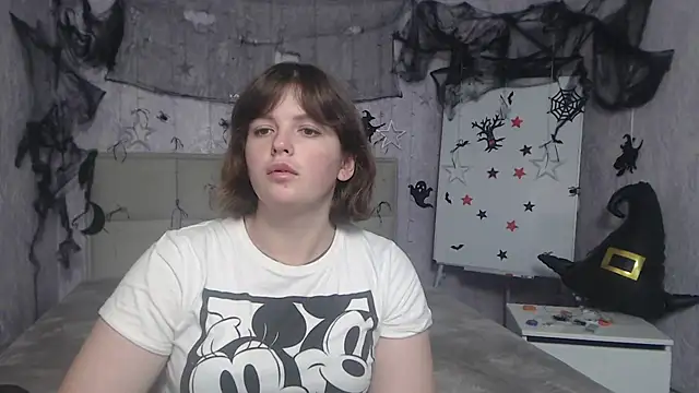 StaceyLex online show from October 21, 2025, 5:30 am