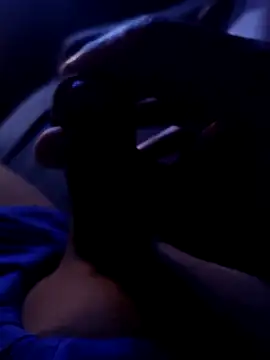 mirrowhot online show from September 9, 2025, 10:53 pm