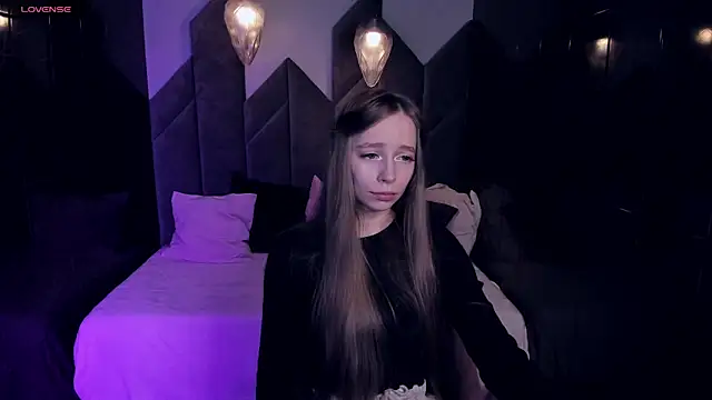 OliviaGentle online show from December 10, 2024, 4:56 am