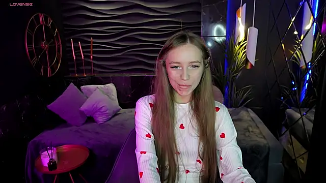 OliviaGentle online show from December 12, 2024, 1:10 am