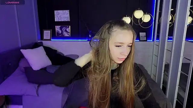 OliviaGentle online show from February 6, 2025, 5:25 am