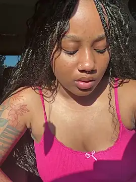 strip4faith online show from September 12, 2025, 9:37 pm