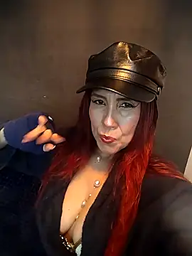 Perla Franco online show from November 22, 2025, 5:06 am