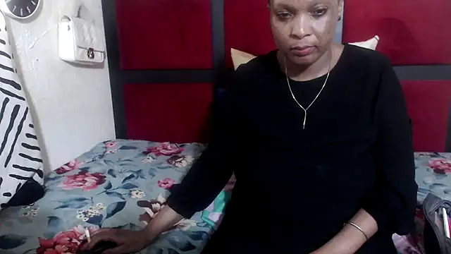 MaximTease24 online show from May 13, 2026, 10:23 am