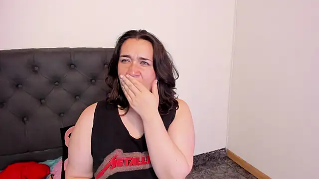 kyoakane online show from March 13, 2025, 10:47 am