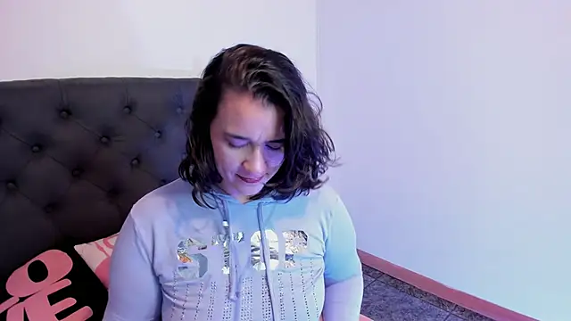 kyoakane online show from March 15, 2025, 6:58 am