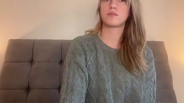 LustfulLuna  online show from March 15, 2026, 4:57 pm