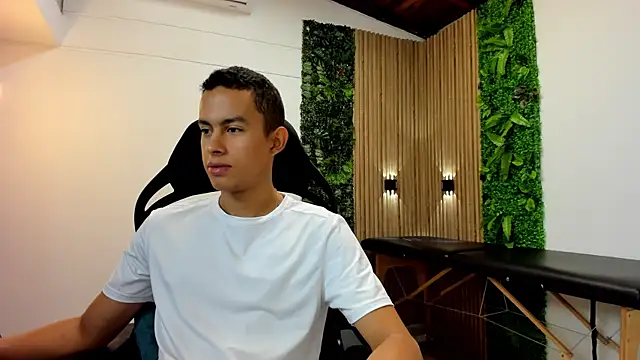 Team Wallen online show from March 7, 2025, 12:56 pm