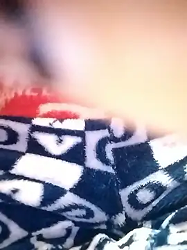 Snapshot of Hinna_love5 chatting on January 12, 2026, 12:43 pm Hinna love5 online show from January 12, 2026, 12:43 pm