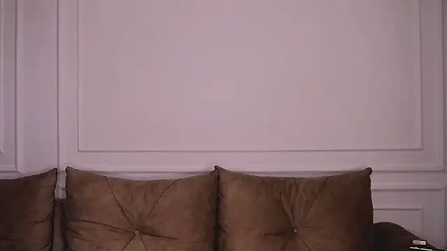 Snapshot of UrsuKing chatting on January 5, 2025, 9:14 pm UrsuKing online show from January 5, 2025, 9:14 pm