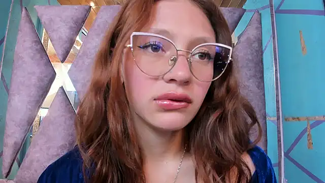 LARICSABLUE online show from January 22, 2025, 10:50 am