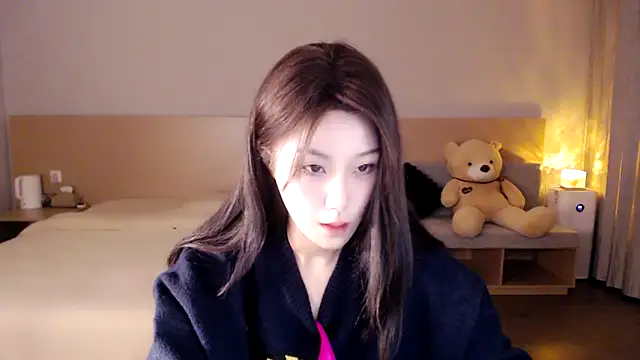 Lucky-baby online show from December 24, 2024, 1:39 pm