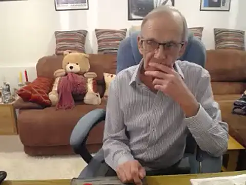 Ferret7777 online show from February 21, 2025, 7:32 pm