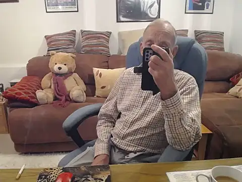 Ferret7777 online show from November 9, 2025, 7:01 pm