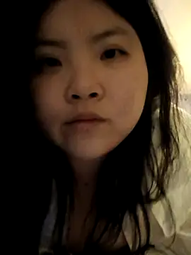 hello098712 online show from February 22, 2025, 1:35 pm