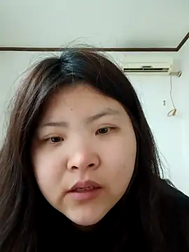 hello098712 online show from March 19, 2025, 11:39 am