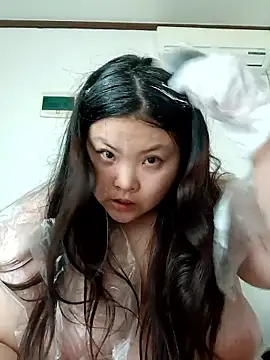 hello098712 online show from December 14, 2025, 9:36 am