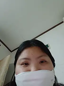 hello098712 online show from June 4, 2026, 9:48 am