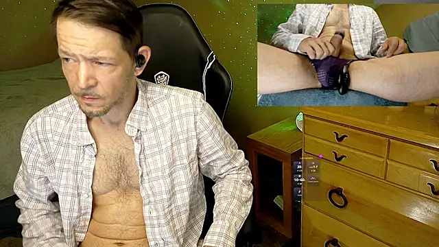 MasterForgedRayy online show from April 19, 2026, 7:27 pm