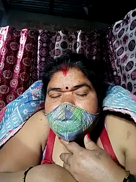 Snapshot of Hot_Falguni chatting on February 7, 2025, 12:20 am Hot Falguni online show from February 7, 2025, 12:20 am