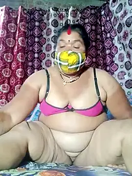 Snapshot of Hot_Falguni chatting on February 16, 2025, 8:10 am Hot Falguni online show from February 16, 2025, 8:10 am