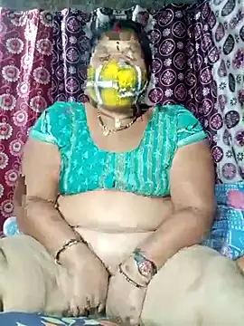 Snapshot of Hot_Falguni chatting on February 16, 2025, 3:59 pm Hot Falguni online show from February 16, 2025, 3:59 pm