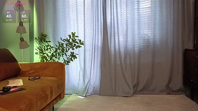 Snapshot of Your_dream_Alice chatting on September 29, 2025, 9:14 am Your dream Alice online show from September 29, 2025, 9:14 am