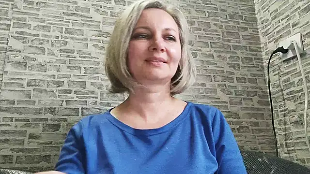 EdithManning online show from March 11, 2025, 12:17 pm