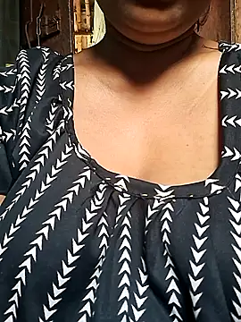 Hot-Anuska online show from February 17, 2025, 4:20 am