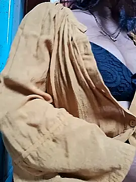 Hot-Anuska online show from March 7, 2025, 5:29 am