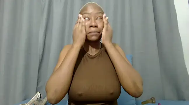 CherryOnTop22 online show from December 10, 2024, 1:32 am