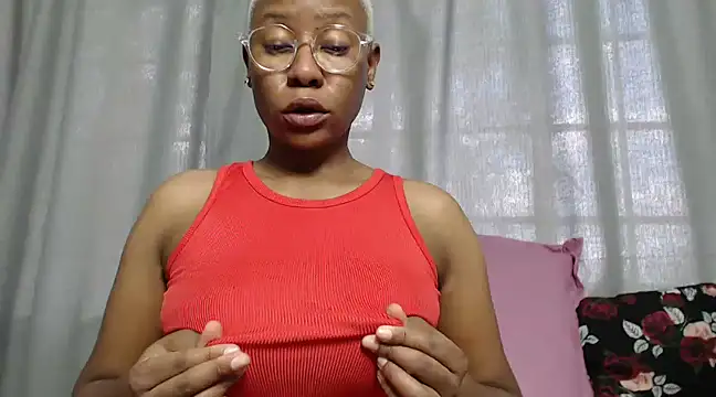 CherryOnTop22 online show from March 7, 2025, 12:01 pm