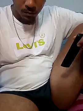 gugao666 online show from December 5, 2024, 9:17 pm