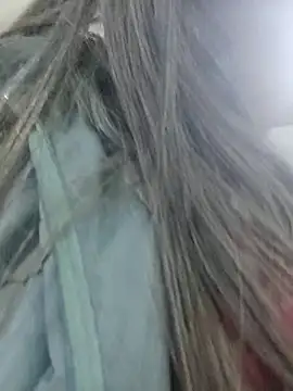 miisevvie  online show from March 14, 2025, 12:32 am