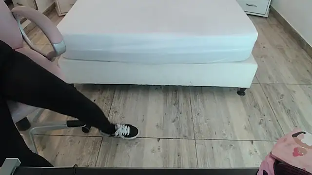 Sam mansson66 online show from March 10, 2025, 12:15 pm