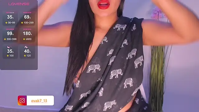 Snapshot of shara_queen1 chatting on February 4, 2025, 2:39 am shara queen1 online show from February 4, 2025, 2:39 am
