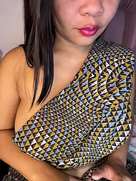 Snapshot of shara_queen1 chatting on June 9, 2026, 12:55 am shara queen1 online show from June 9, 2026, 12:55 am
