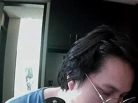 aixs93 online show from October 29, 2025, 5:04 pm