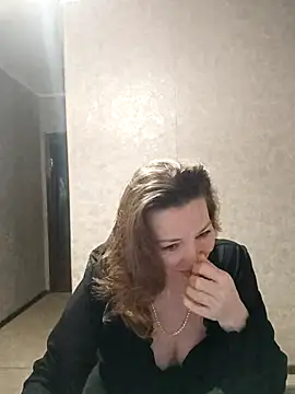 VselenaSun402 online show from February 17, 2025, 9:35 am