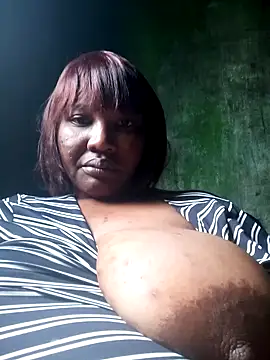 chubbydoll122 online show from September 27, 2025, 7:57 am