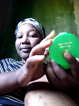 chubbydoll122 online show from October 1, 2025, 10:32 am