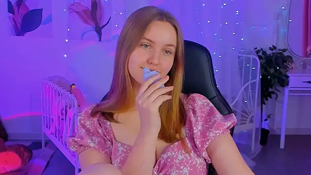 KellyPoter online show from January 31, 2025, 2:39 pm