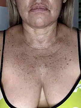 Kasandra Ho online show from February 26, 2025, 1:11 am